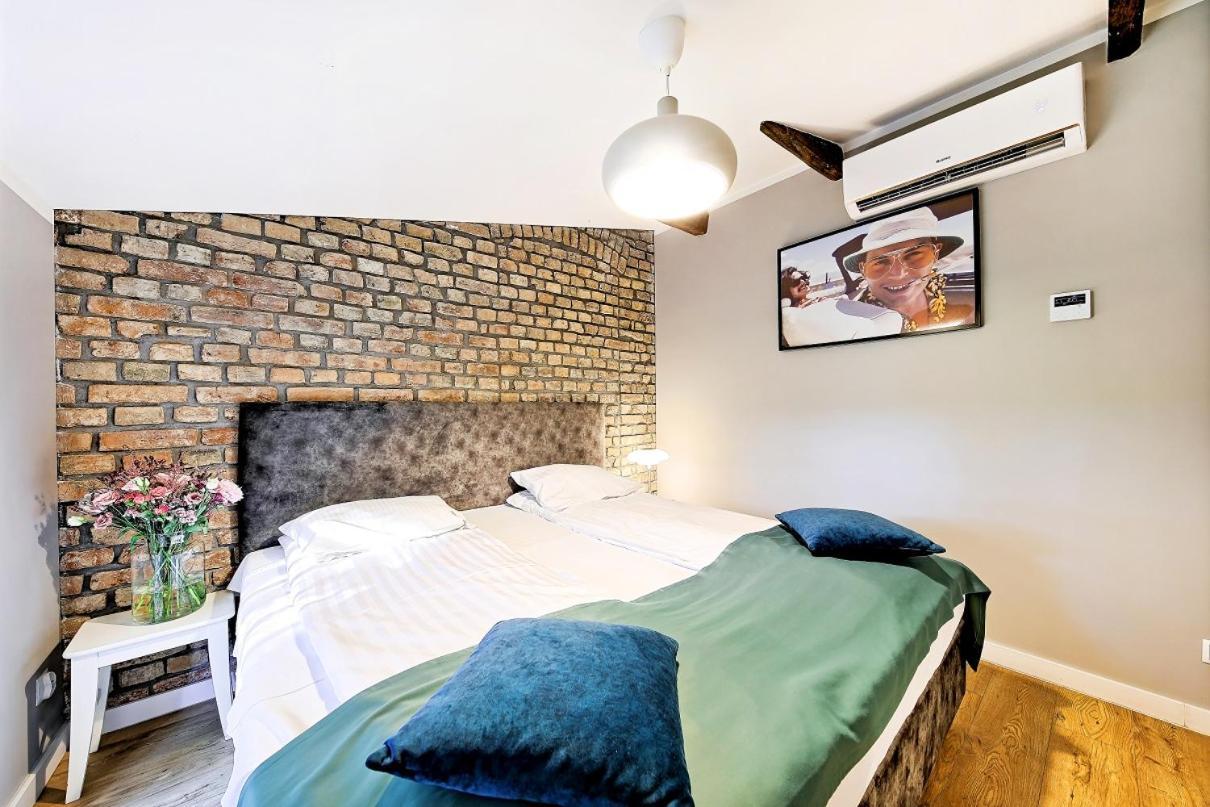Cinema Apartments Poznań Eksteriør billede